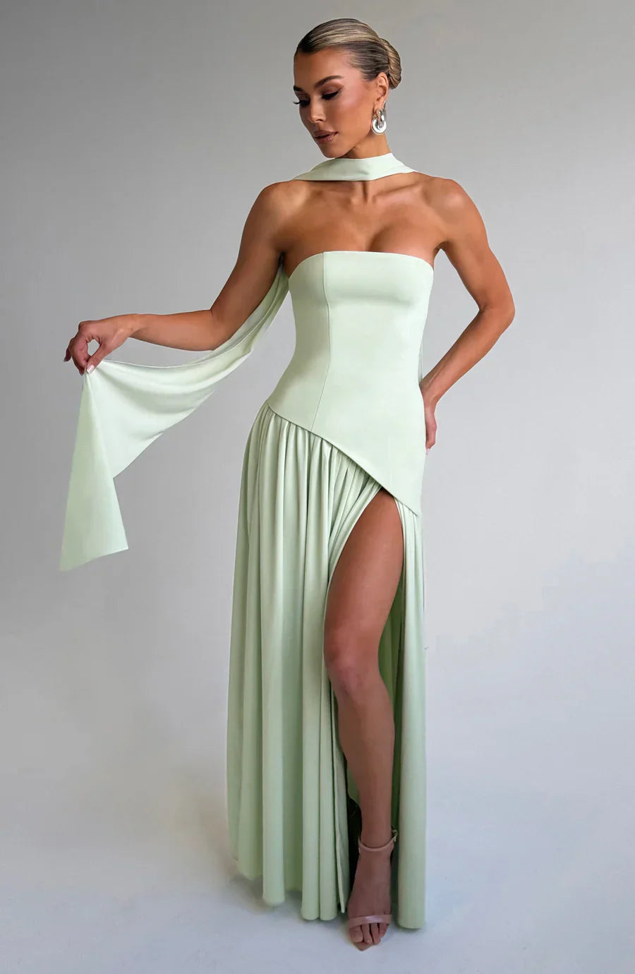 Sara Halter Dress - By Novia Amsterdam